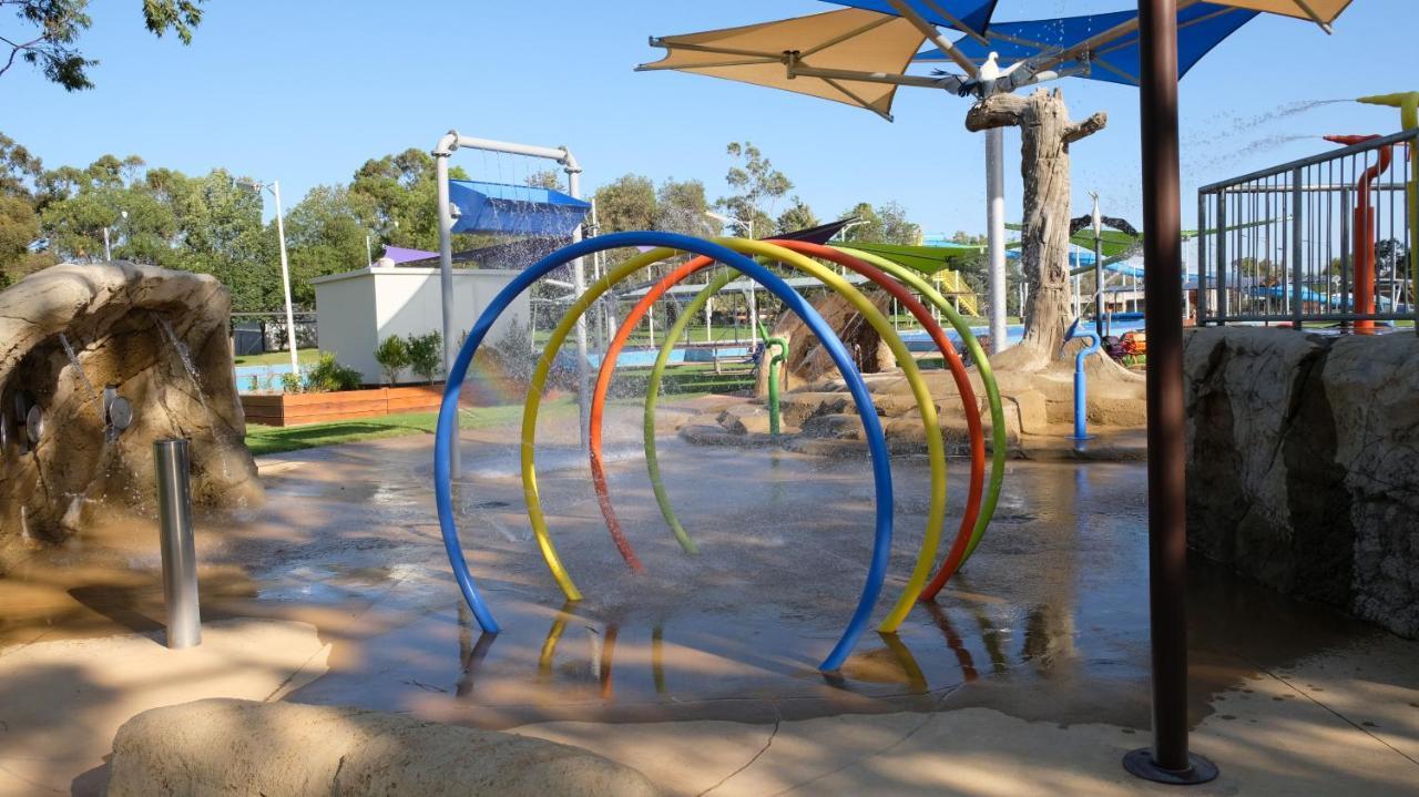 Loddon River Motel Kerang Ngoại thất bức ảnh