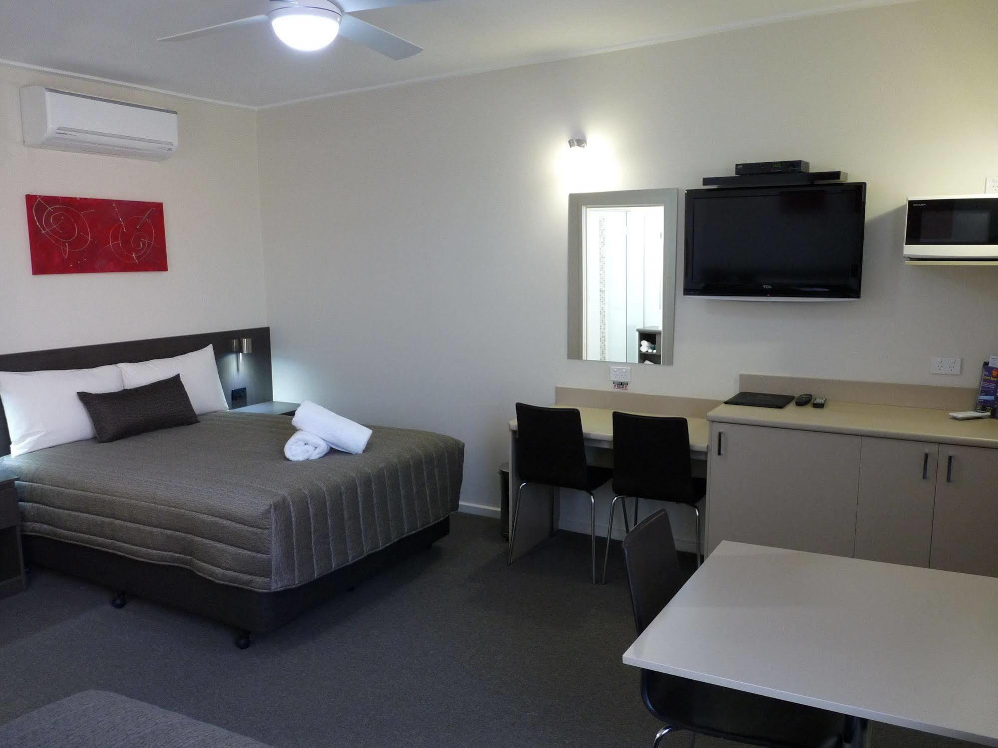 Loddon River Motel Kerang Ngoại thất bức ảnh